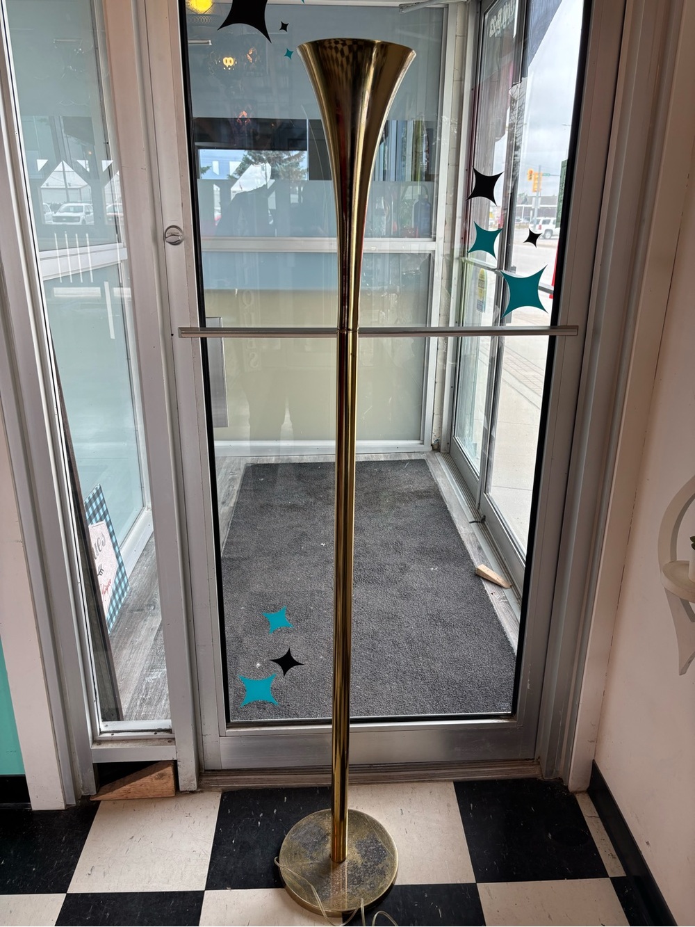 Vintage gold metal trumpet floor lamp